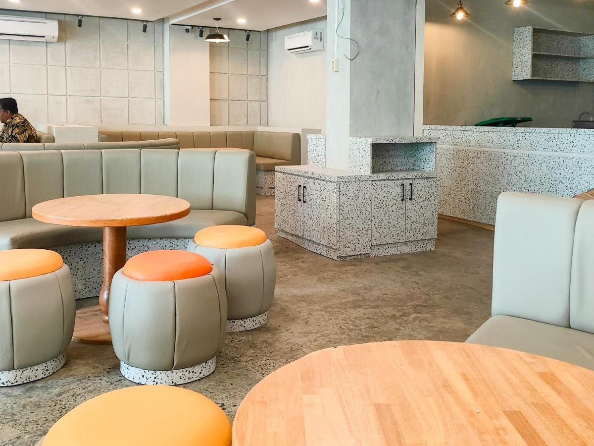 Travel Biz Hotel Medan Mitra Reddoorz Eksteriør billede